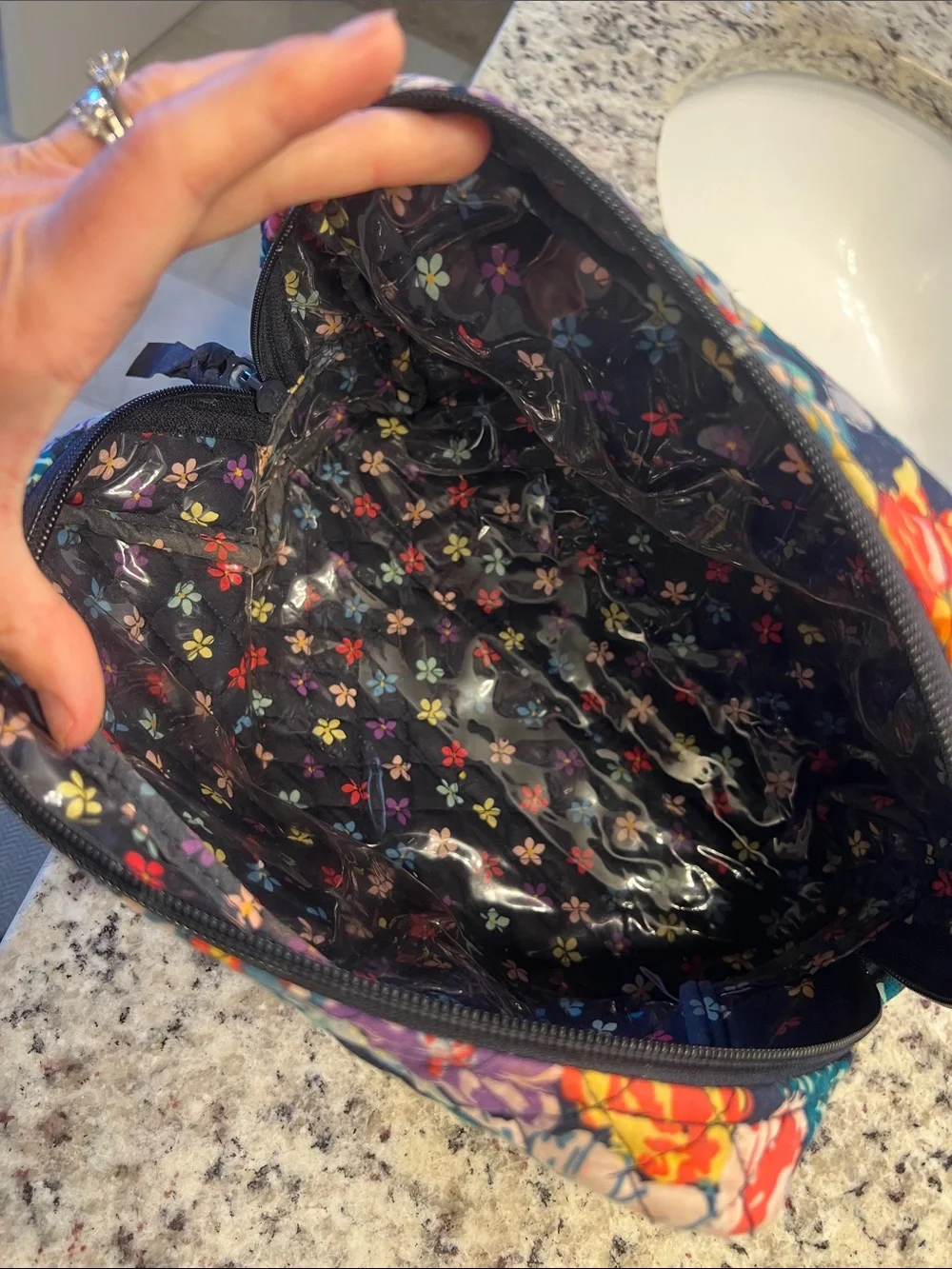 Vera Bradley makeup bag quilted